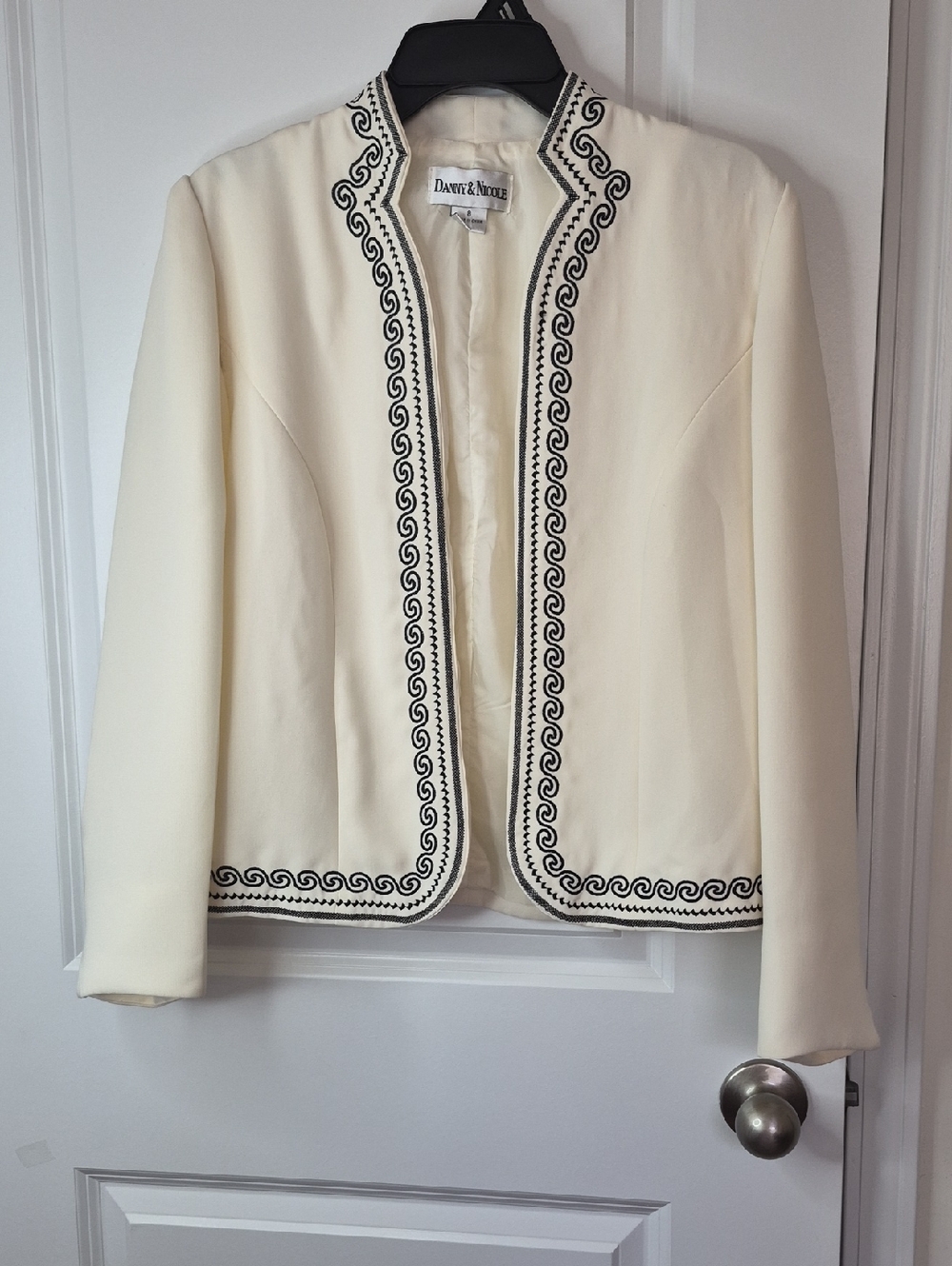 Danny & Nicole Women's Cream Open-Front Blazer with Black Embroidery Size 8